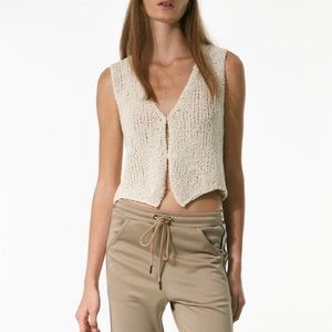The Open Product V-NECK KNIT VEST Beige as seen on Kendall Jenner (second pic)